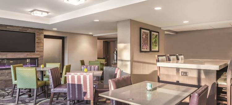 哥伦比亚米德堡拉昆塔温德姆套房酒店(La Quinta Inn & Suites by Wyndham Columbia / Fort Meade)图片