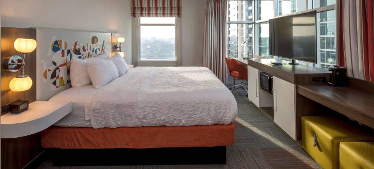 亚特兰大中城欢朋酒店及套房(Hampton Inn and Suites Atlanta Midtown)图片