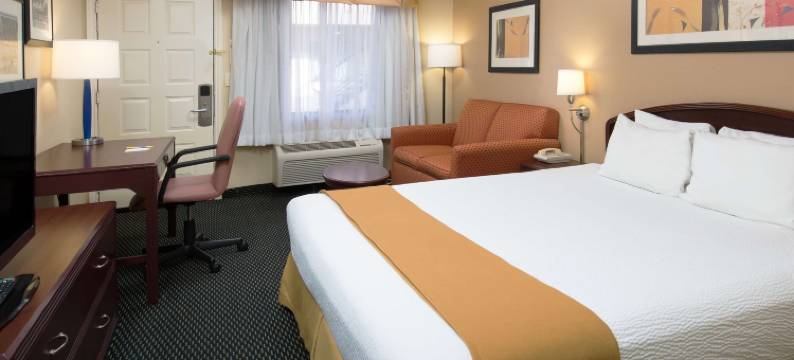 皮诺尔大学伯克利分校戴斯酒店(Days Inn by Wyndham Pinole Berkeley)图片