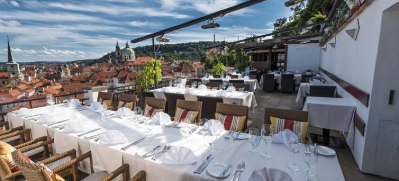 黄金井酒店(Golden Well)图片