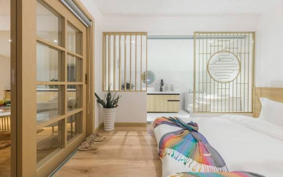 倚听小院(银苍路1号分店)