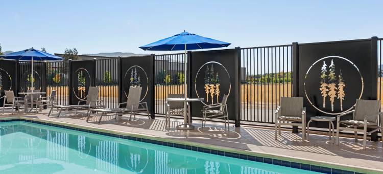 Holiday Inn Express and Suites 尤凯亚 by IHG(Holiday Inn Express & Suites Ukiah)图片