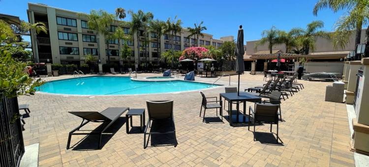 布埃纳帕克希尔顿逸林酒店及度假村(DoubleTree by Hilton Buena Park)图片