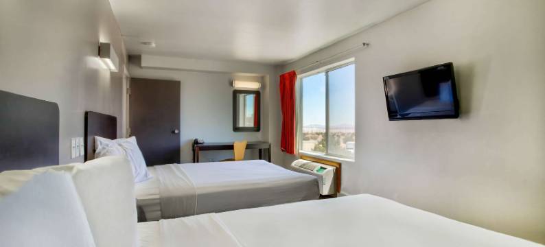 加利福尼亚希斯皮里亚 - 西大街 I-15 号 6 号汽车旅馆(Motel 6 - Hesperia, CA - West Main Street - I-15)图片