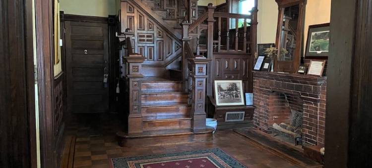 安娜女皇旅馆(The Queen Anne Inn)图片