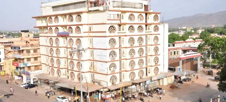 依伦斯山巴古铁塔国际酒店(Iroomz Shanbhag Towers International)图片