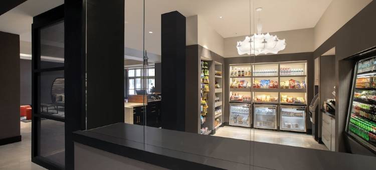 希尔顿奥兰多机场大使套房酒店(Embassy Suites by Hilton Orlando Airport)图片