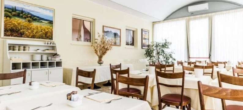 梅拉斯酒店(Melas Hotel)图片