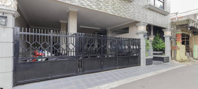 STAN大学附近库尔科斯特伊斯兰酒店(KoolKost Syariah Near Universitas Stan)图片