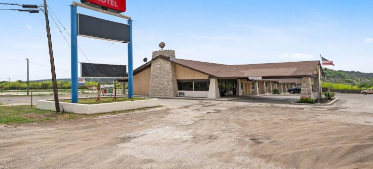 塞戈维亚旅馆，位于德克萨斯州交界处I-10(Segovia Lodge Junction TX I -10)图片
