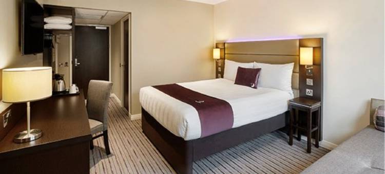 巴兹尔登普瑞米尔酒店(节庆公园)(Premier Inn Basildon (Festival Park))图片