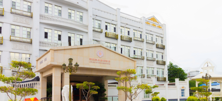 鞍山爱巢温泉度假酒店图片