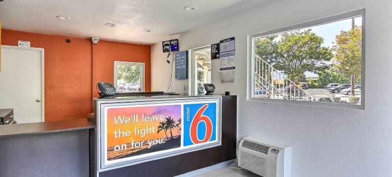 坎贝尔6号圣何塞汽车旅馆(Motel 6 Campbell, CA - San Jose)图片
