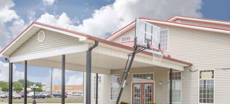 塔拉迪加温德姆速8酒店(Super 8 by Wyndham Talladega Al)图片