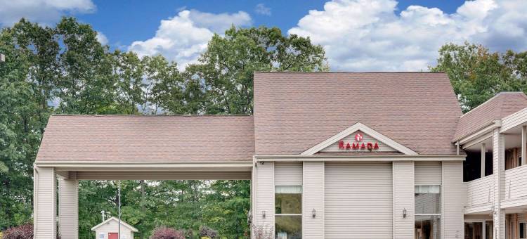 克利夫兰机场西华美达酒店(Ramada by Wyndham Cleveland Airport West)图片