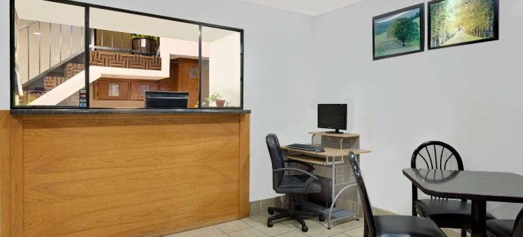 韦恩斯伯勒速8酒店(Super 8 by Wyndham Waynesboro)图片