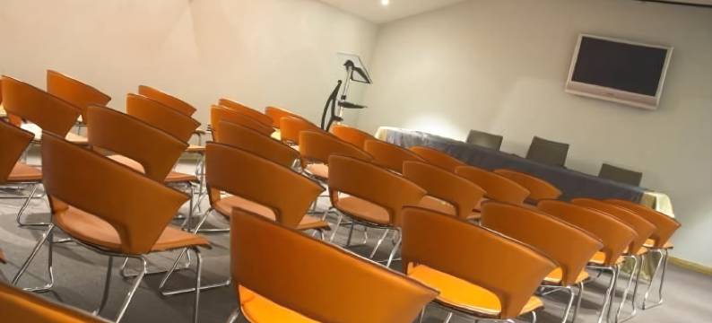 瓦尔达尔酒店(Hotel Vardar)图片