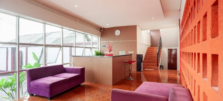 茂物阿玛丽利斯圣都城市景观酒店(Urbanview Hotel Amarilis Sentul Bogor)图片