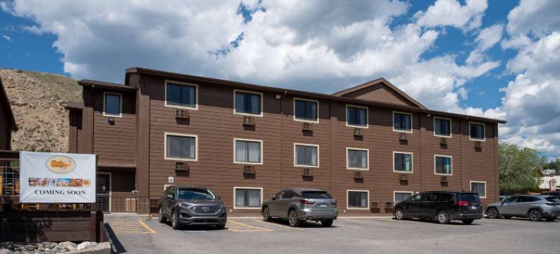 加德纳/黄石公园区速 8 酒店(Super 8 by Wyndham Gardiner/Yellowstone Park Area)图片