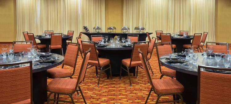 休斯顿金伍德万怡酒店(Courtyard Houston Kingwood)图片