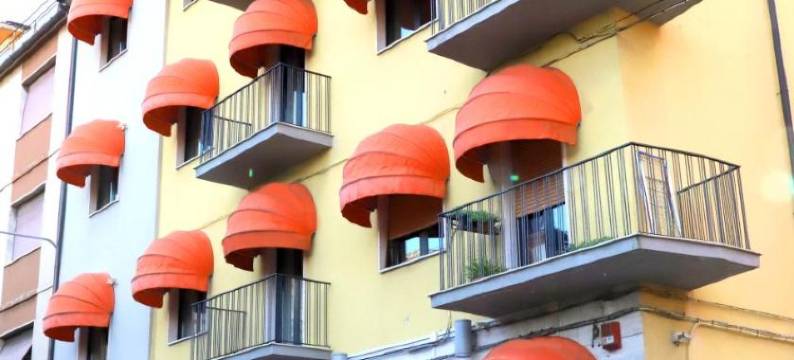 阿尔贝格坎蒂亚尼酒店(Albergo Cantiani)图片