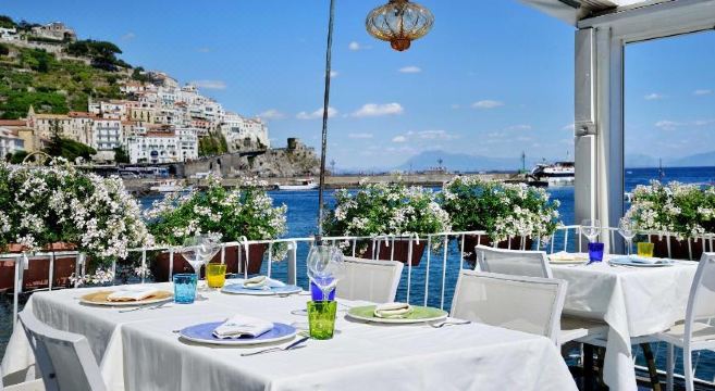 Zia Pupetta Suites Hotel Overview