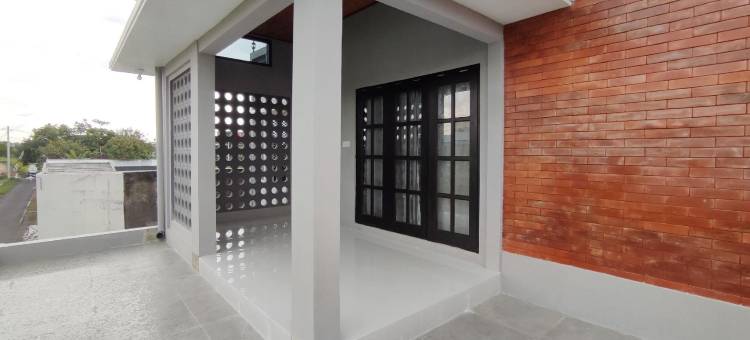 RedDoorz Near Graha Saba Buana 2图片