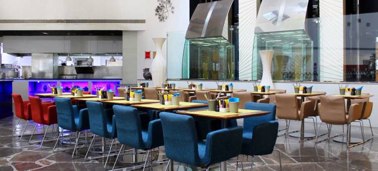 黄金郁金香马斯喀特(Golden Tulip Muscat)图片