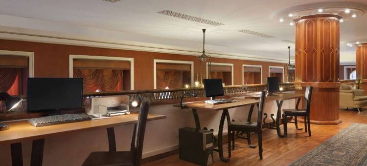 普罗夫迪夫特里蒙蒂厄姆温德姆华美达酒店(Ramada by Wyndham Plovdiv Trimontium)图片