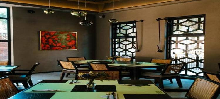 弗兰博扬酒店(Flamboyan Hotel & Residences)图片