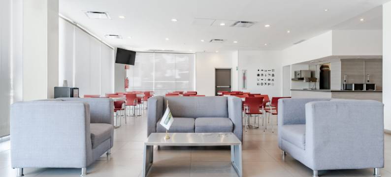 阿瓜斯卡连特斯中心万豪城市快捷青年酒店(City Express Junior by Marriott Aguascalientes Centro)图片