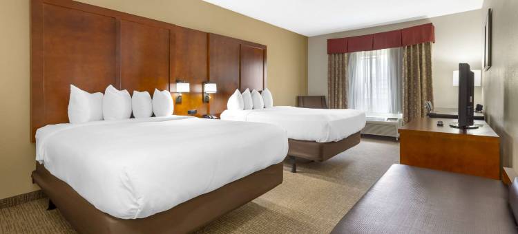 里奇伍德农场舒适套房酒店(Comfort Suites Inn at Ridgewood Farm)图片