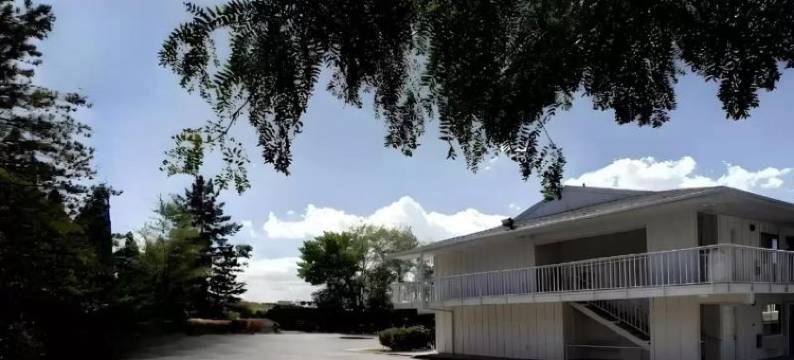 Super 8 by Wyndham Woods Cross/Salt Lake City North(Super 8 by Wyndham Woods Cross/Salt Lake City North)图片