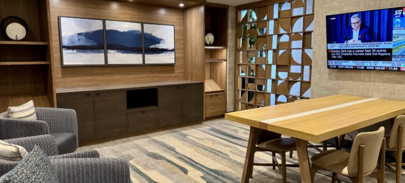 伯灵顿假日酒店及会议中心(Holiday Inn BURLINGTON CONFERENCE CENTRE by IHG)图片