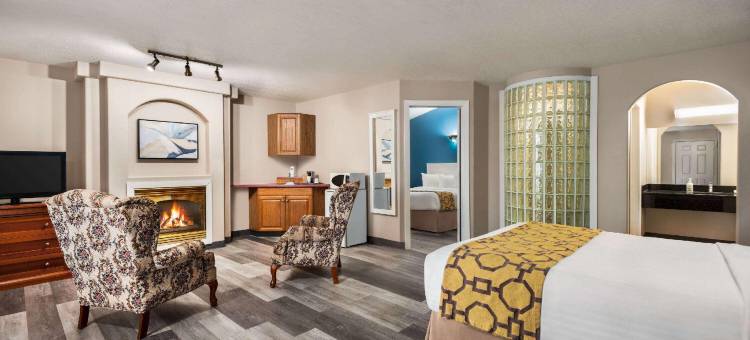 欣顿呗盟酒店(Baymont by Wyndham Hinton)图片