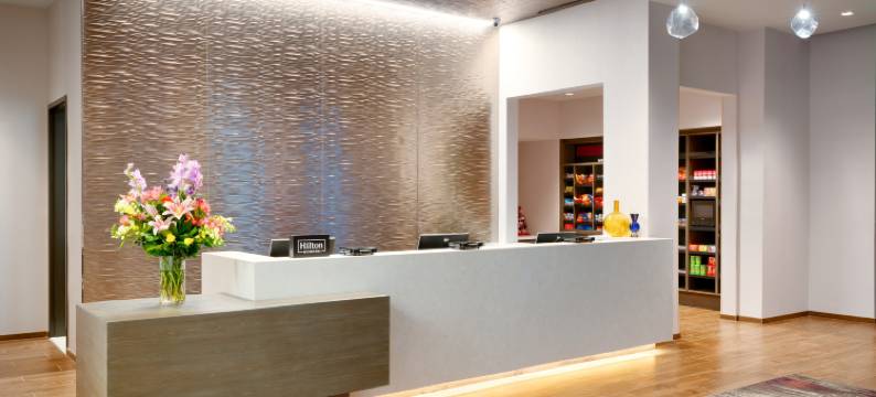 阿纳海姆度假会议中心欢朋套房酒(Hampton Inn & Suites Anaheim)图片