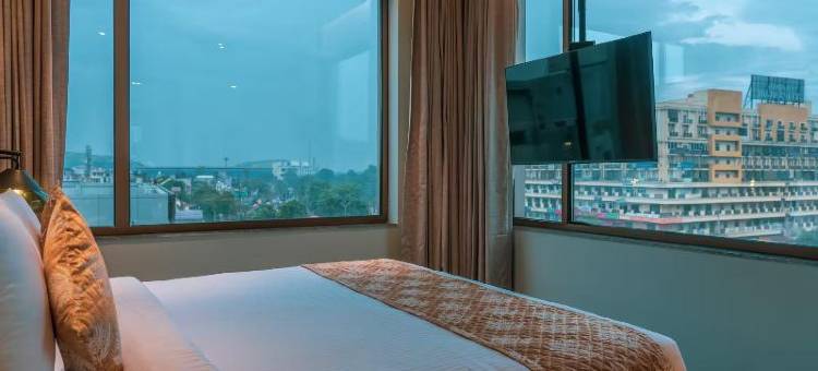 华美达安可温德姆比瓦迪花园广场(Ramada Encore By Wyndham Bhiwadi Phool Bagh Chowk)图片