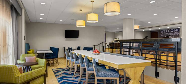 希尔顿欢朋酒店-布卢明顿(Hampton Inn Bloomington)图片