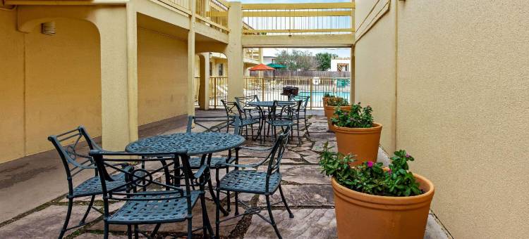 罗德威酒店(Rodeway Inn)图片