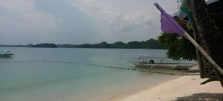 瑞曼海滩度假村(Raymen Beach Resort)图片