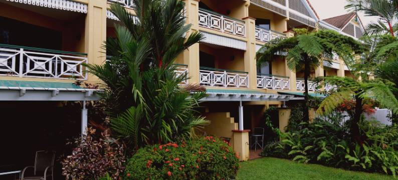 滨水露台公寓(Waterfront Terraces)图片