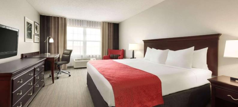堪萨斯城西村丽怡酒店(Country Inn & Suites by Radisson, Kansas City at Village West, KS)图片