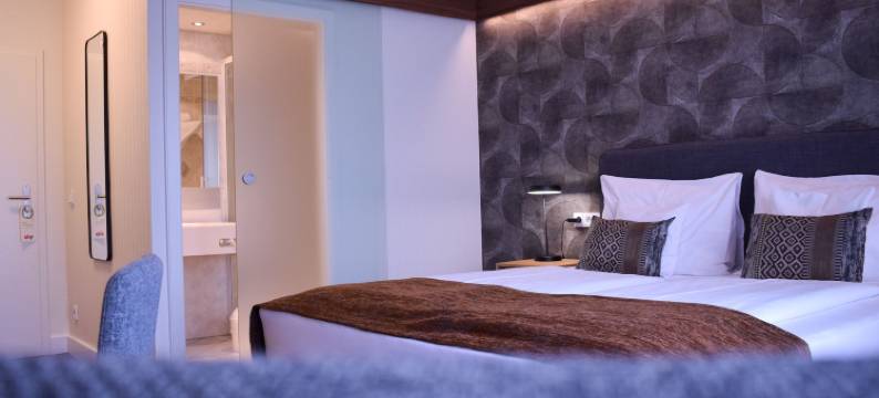 鲁格赫姆兰德酒店(Landhotel Rügheim)图片