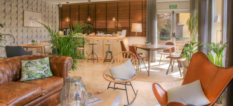 科斯塔贝拉酒店(Hotel Costabella)图片