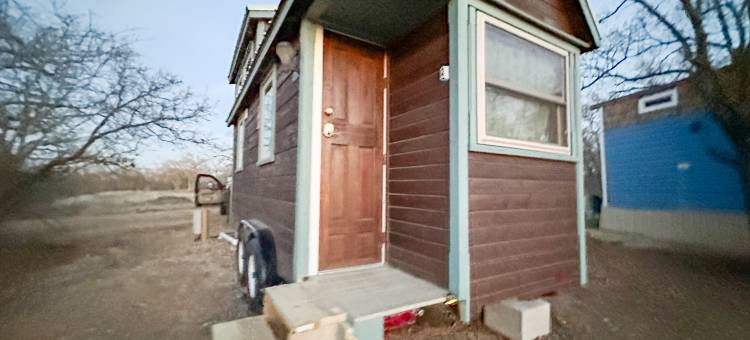 Glorious 2 Lake Eastland Glamping Tiny Town Egrets图片