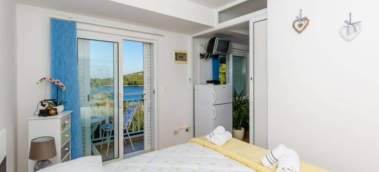 Lorena Mljet公寓(Apartments Lorena Mljet)图片