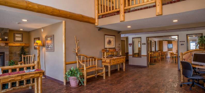 桑默塞特舒适套房酒店 - 黑山丘陵地区(Comfort Inn & Suites Summerset - Black Hills Area)图片