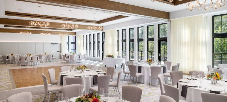 威廉斯旅馆(The Williams Inn)图片