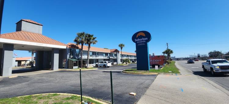 北查尔斯顿郊区酒店-I-526(Suburban Studios North Charleston I-526)图片