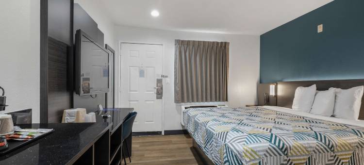 加利福尼亚州埃斯孔迪多的Studio 6套房(Studio 6 Suites Escondido CA)图片